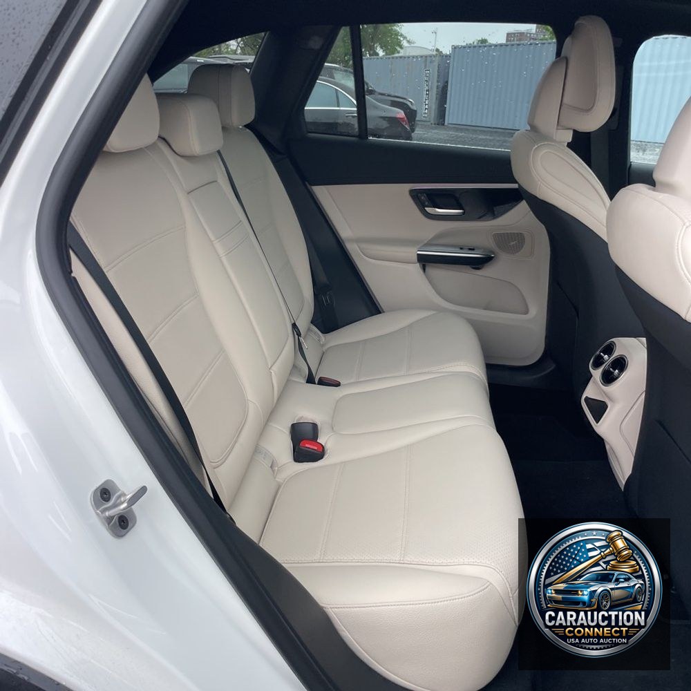 2025 Mercedes-Benz GLC GLC 300 4MATIC