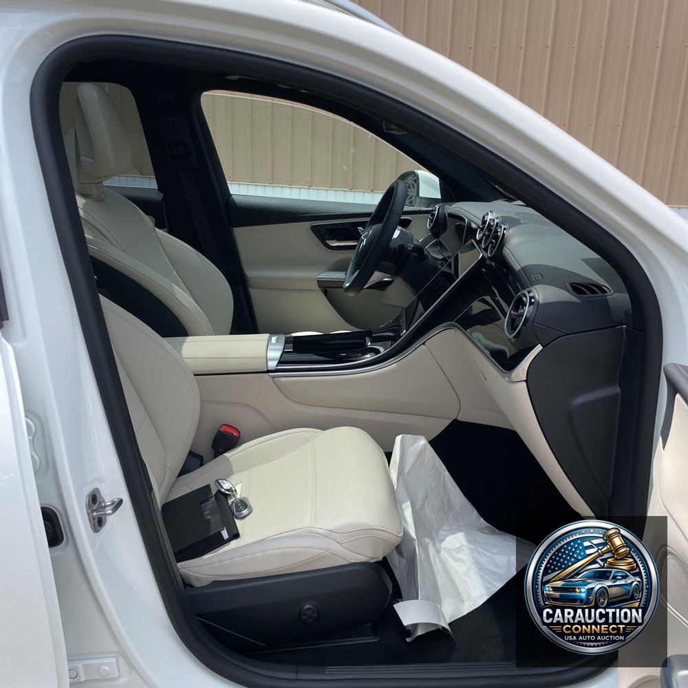 2025 Mercedes-Benz GLC GLC 300 4MATIC