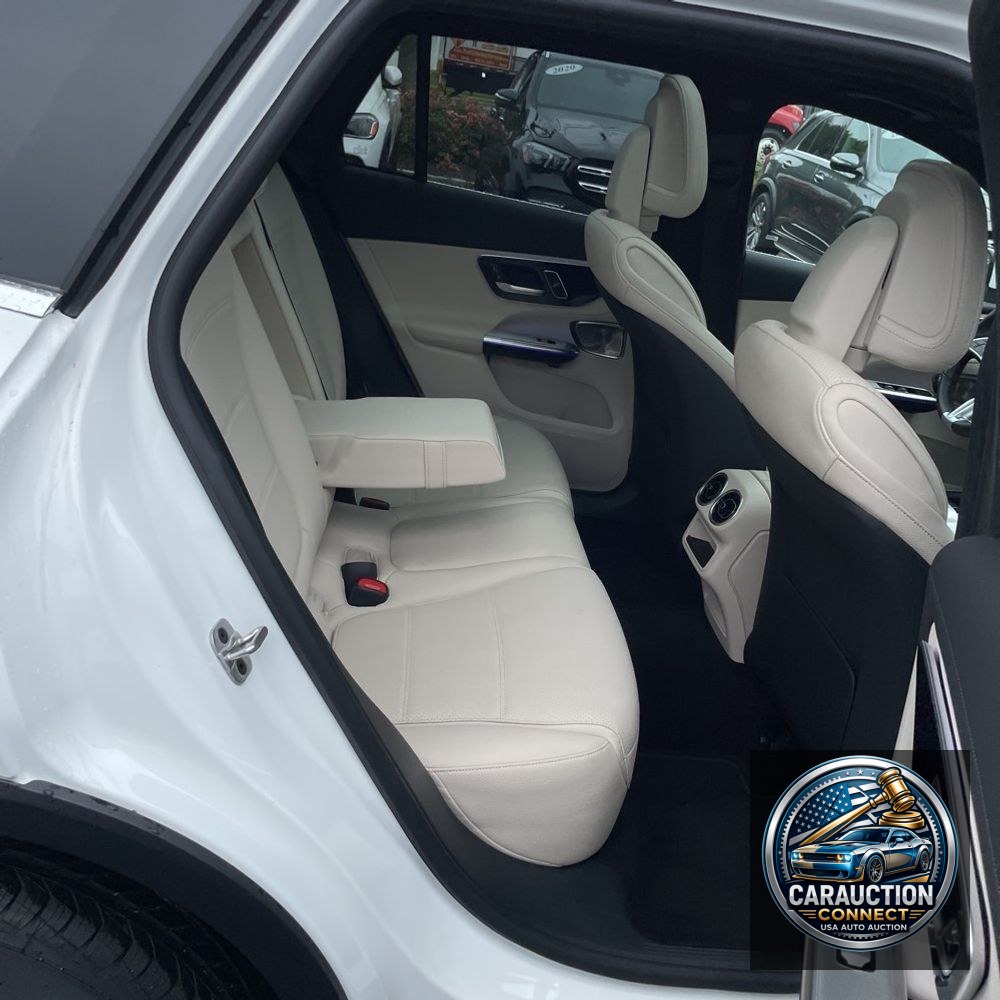 2025 Mercedes-Benz GLC GLC 300 4MATIC