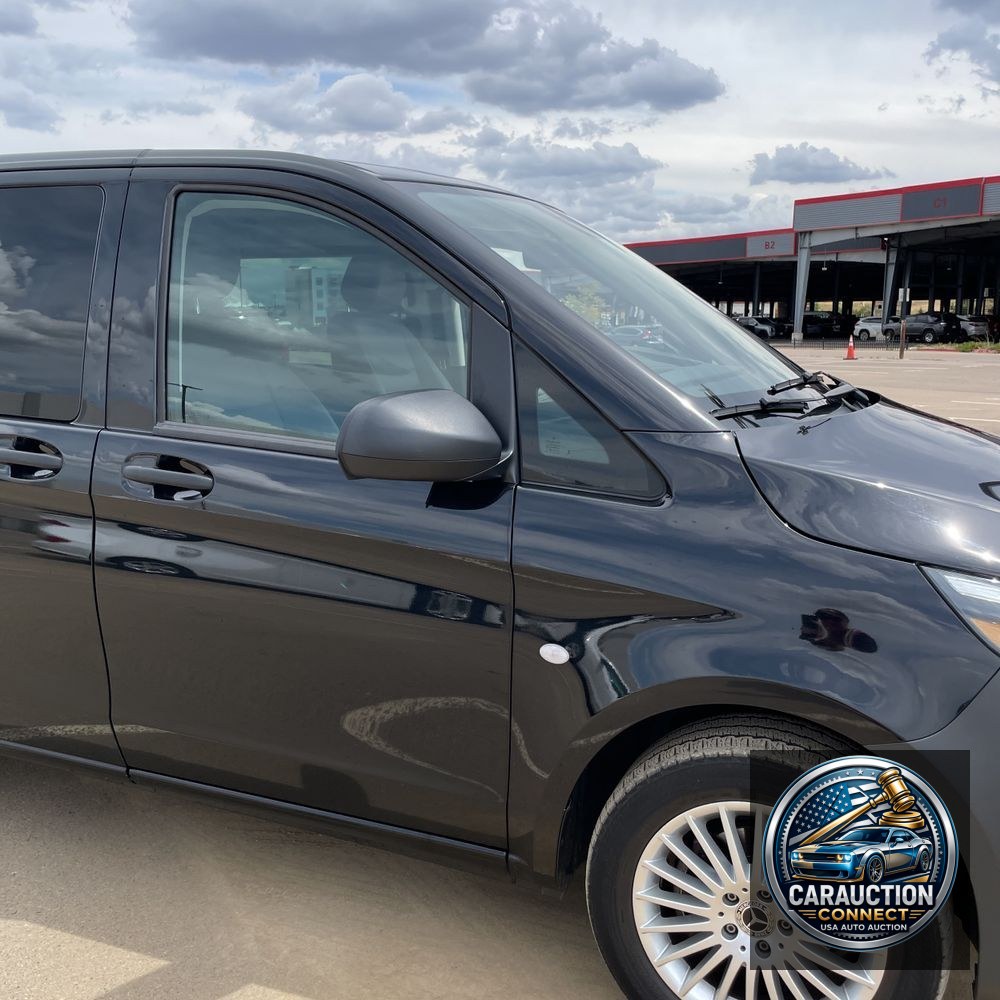2023 Mercedes-Benz Metris Passenger