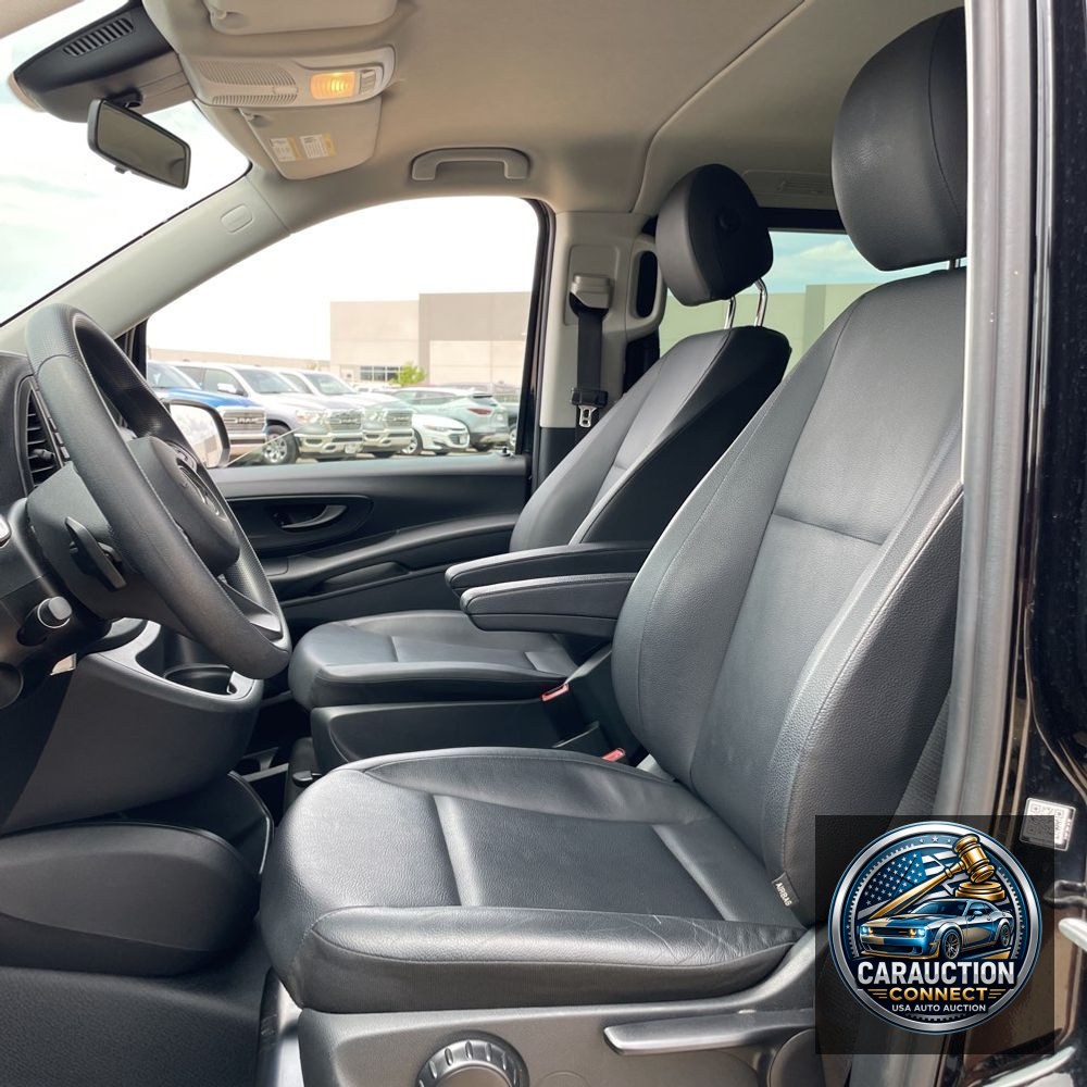 2023 Mercedes-Benz Metris Passenger