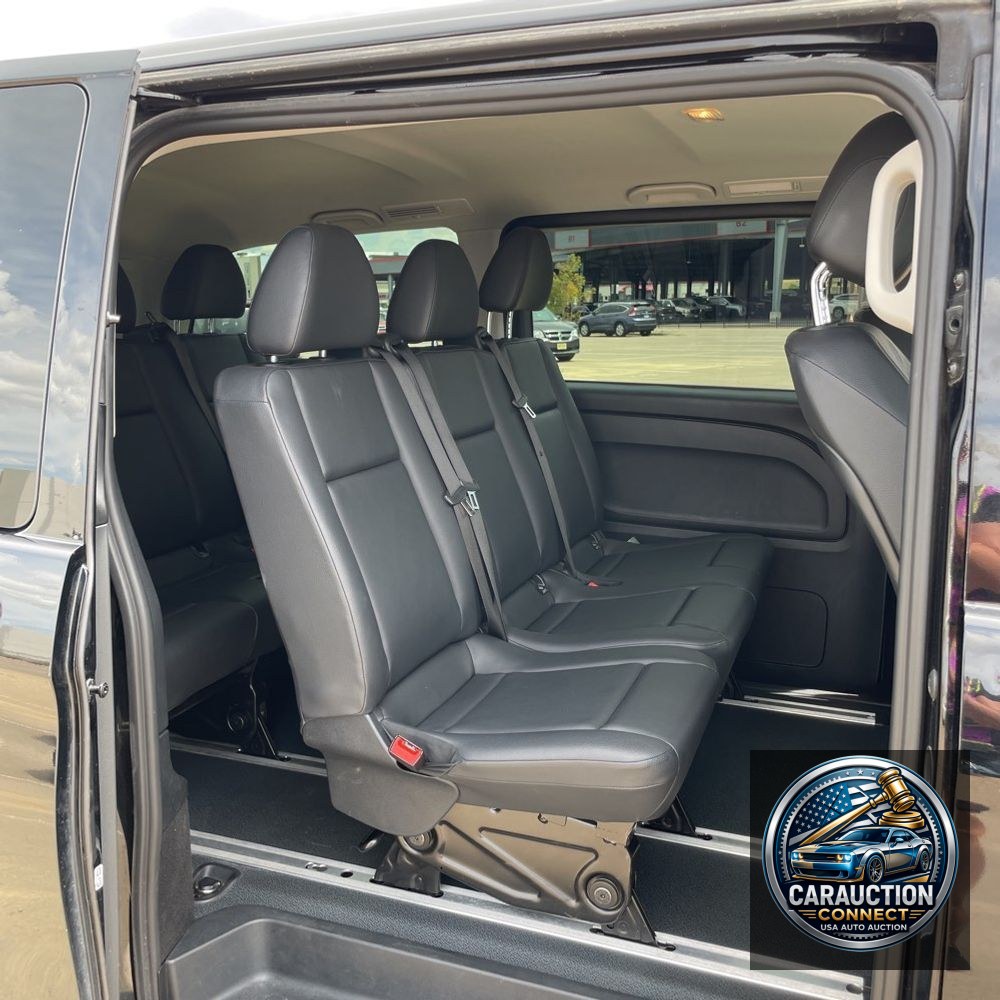 2023 Mercedes-Benz Metris Passenger