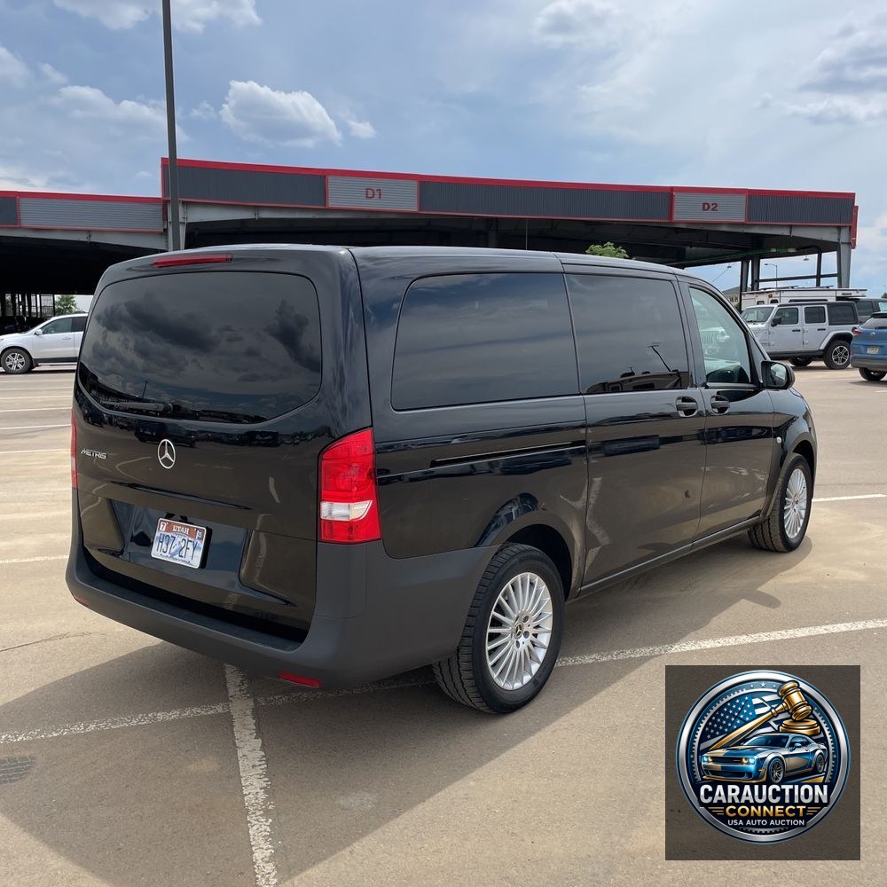 2023 Mercedes-Benz Metris Passenger
