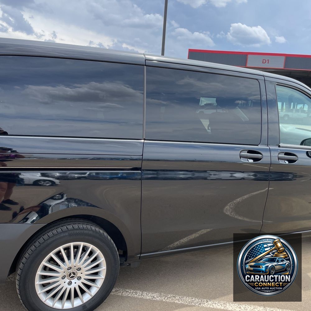 2023 Mercedes-Benz Metris Passenger