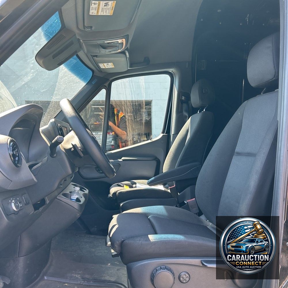 2022 Mercedes-Benz Sprinter 2500