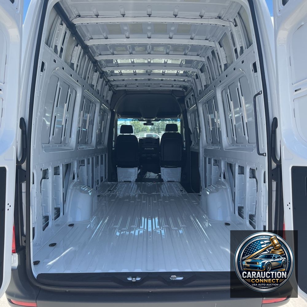 2025 Mercedes-Benz Sprinter 2500