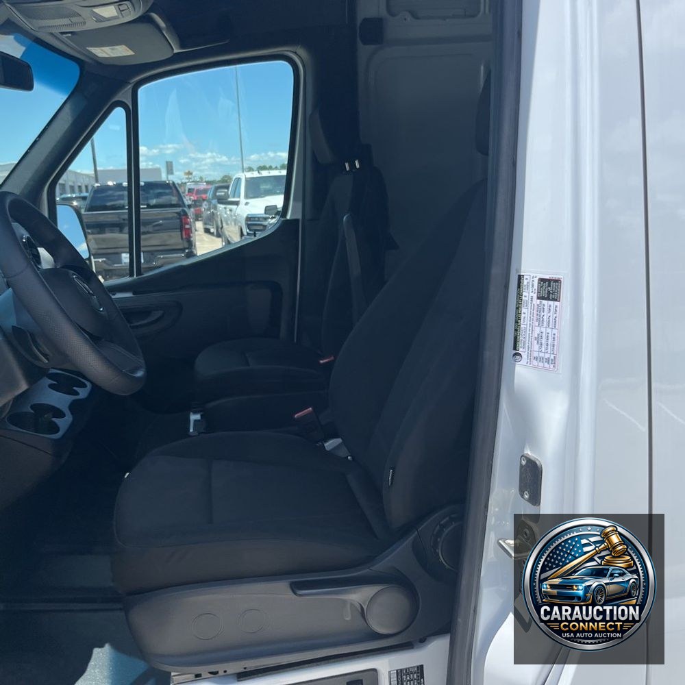 2025 Mercedes-Benz Sprinter 2500