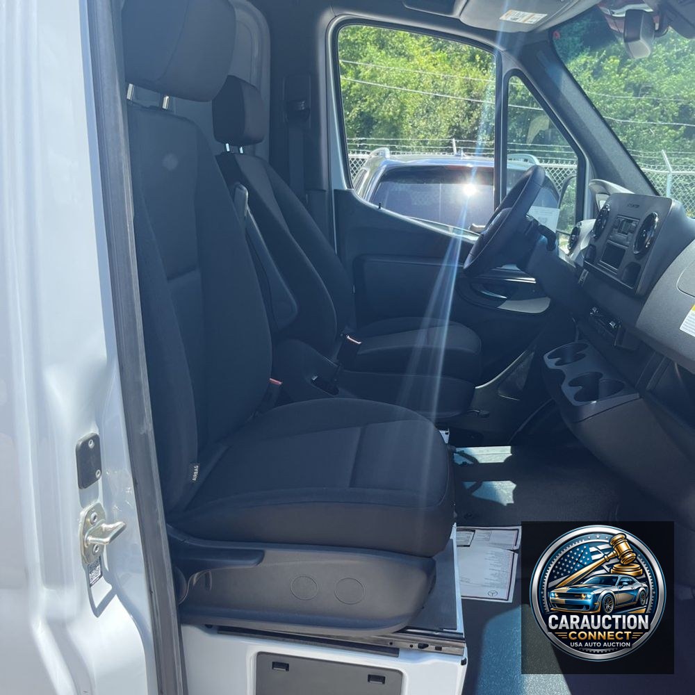 2025 Mercedes-Benz Sprinter 2500
