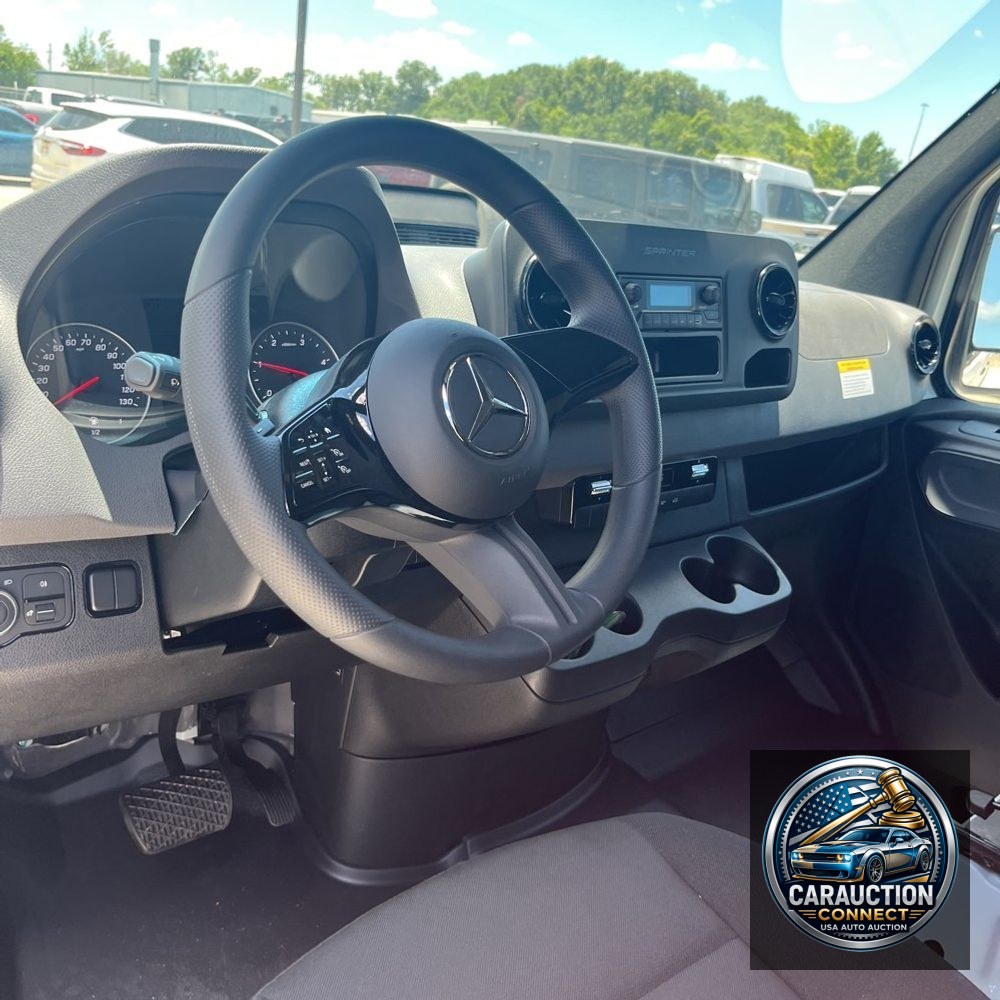 2025 Mercedes-Benz Sprinter 2500