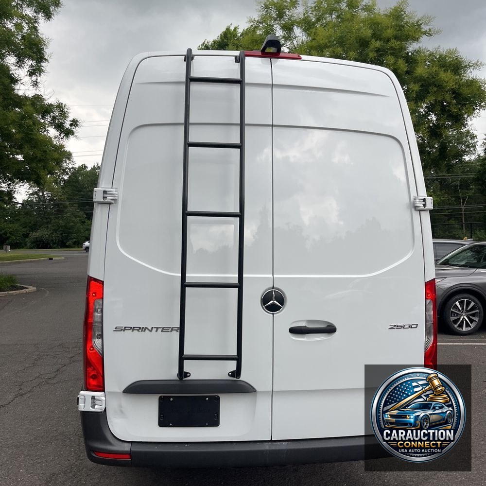2023 Mercedes-Benz Sprinter 2500