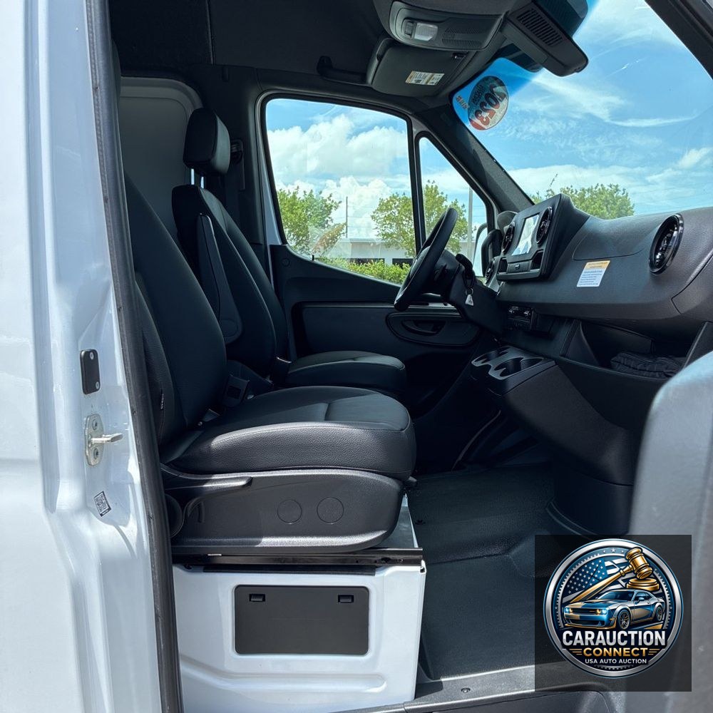 2023 Mercedes-Benz Sprinter 2500