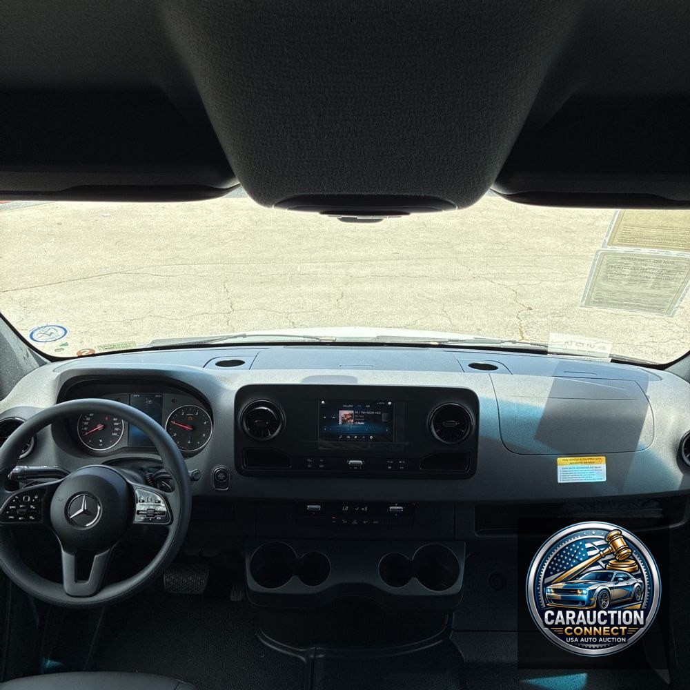 2023 Mercedes-Benz Sprinter 2500