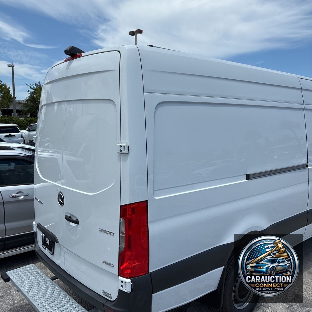 2023 Mercedes-Benz Sprinter 2500
