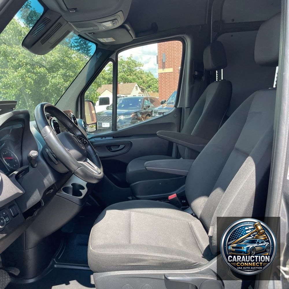2024 Mercedes-Benz Sprinter 2500