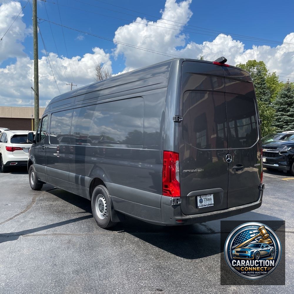 2024 Mercedes-Benz Sprinter 2500