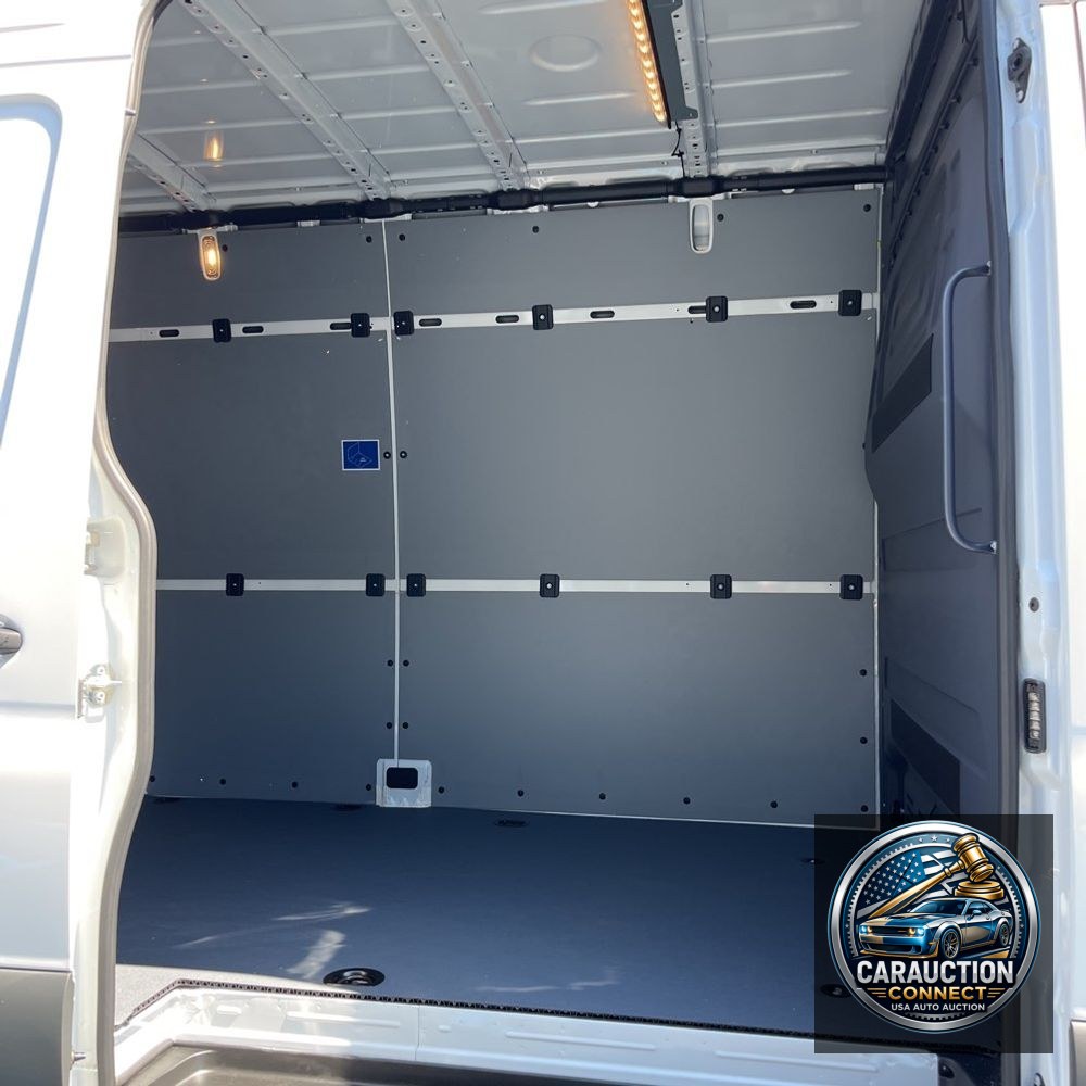 2024 Mercedes-Benz eSprinter 2500