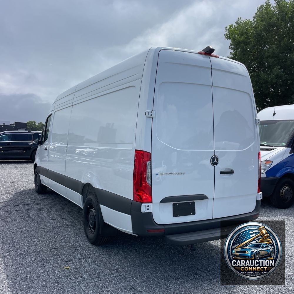 2024 Mercedes-Benz eSprinter 2500