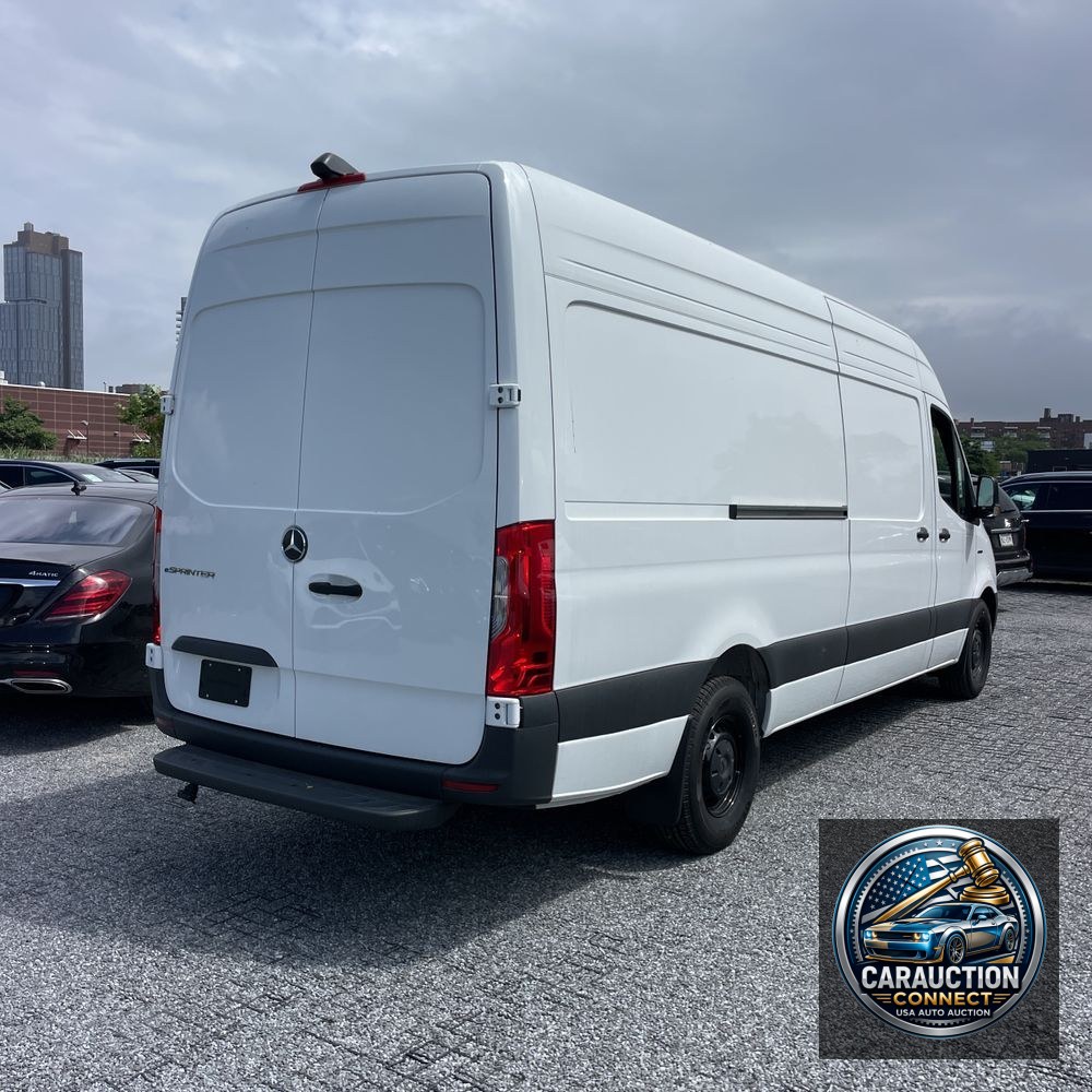 2024 Mercedes-Benz eSprinter 2500