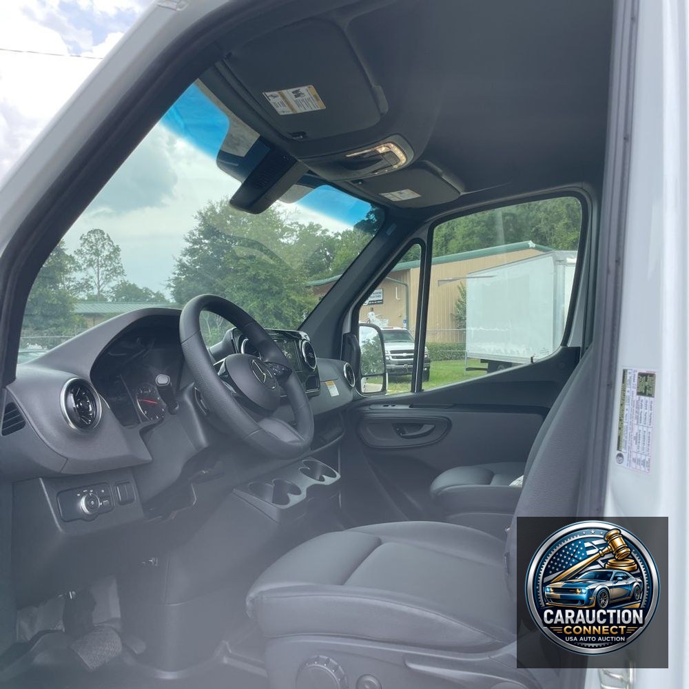 2025 Mercedes-Benz Sprinter 3500