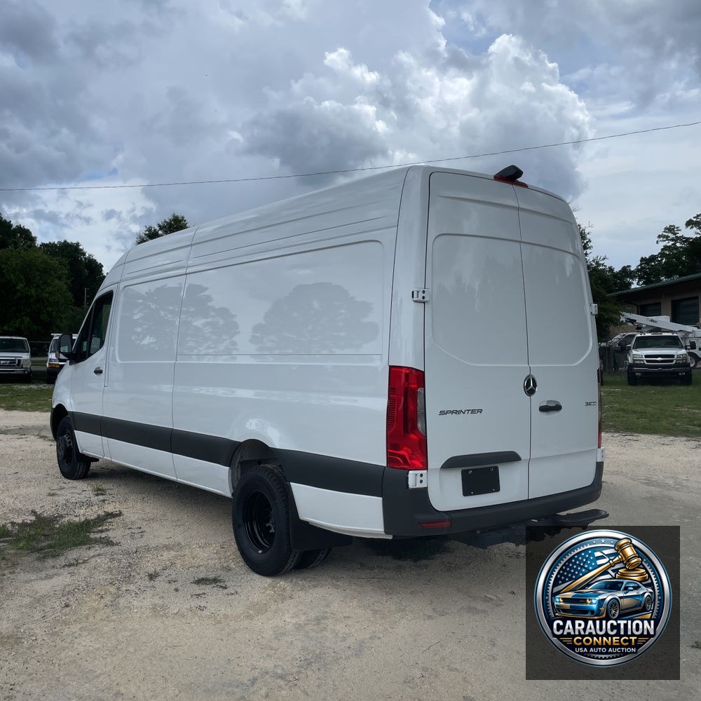 2025 Mercedes-Benz Sprinter 3500