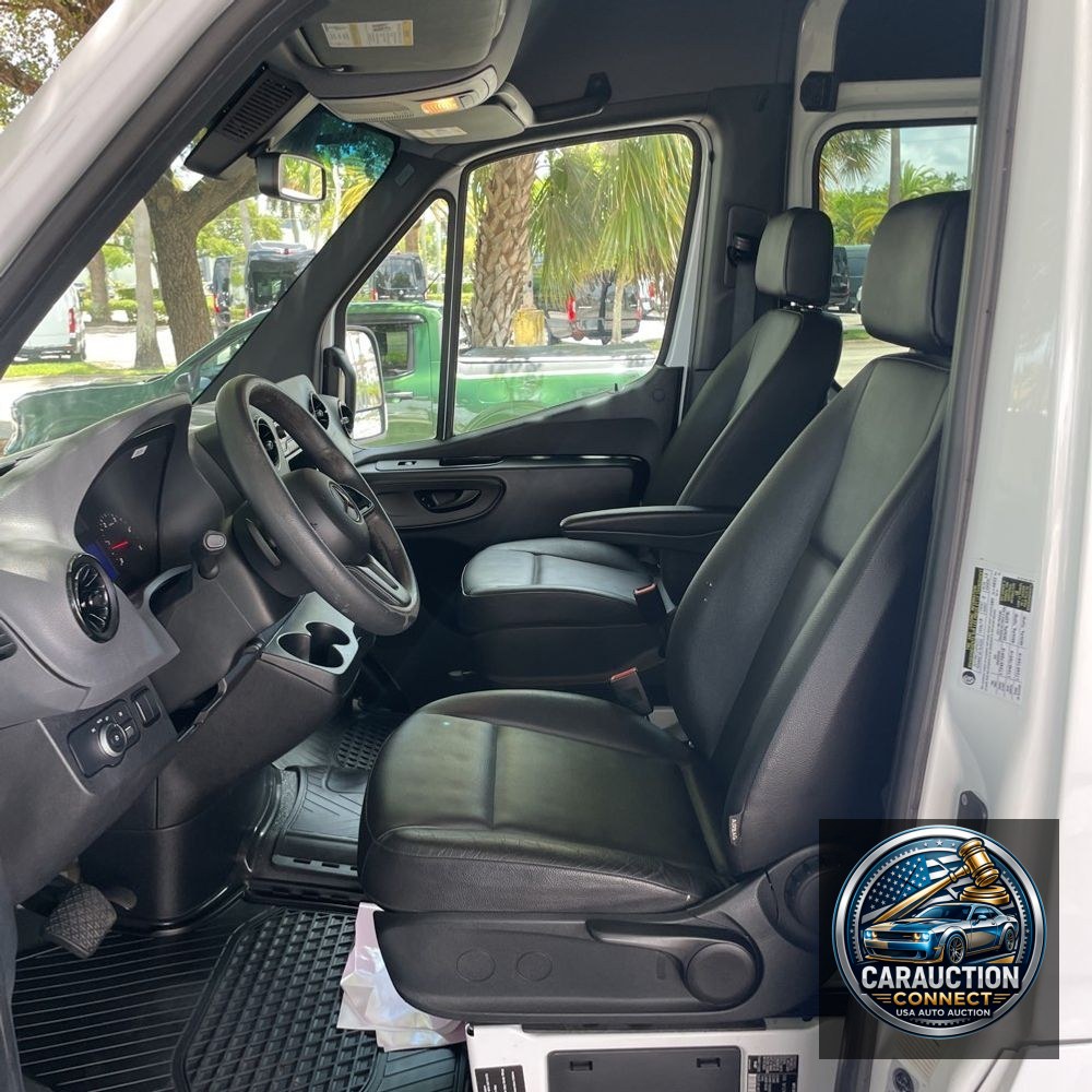 2021 Mercedes-Benz Sprinter 2500