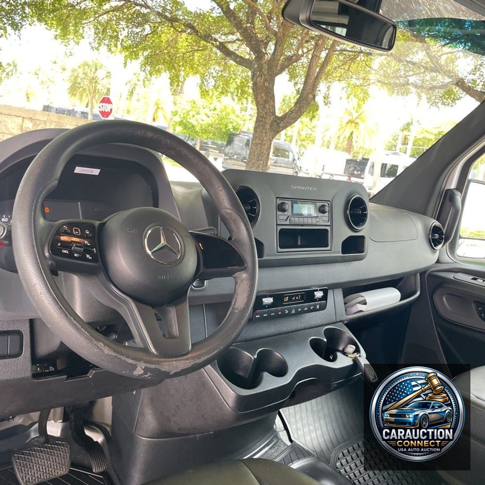 2021 Mercedes-Benz Sprinter 2500