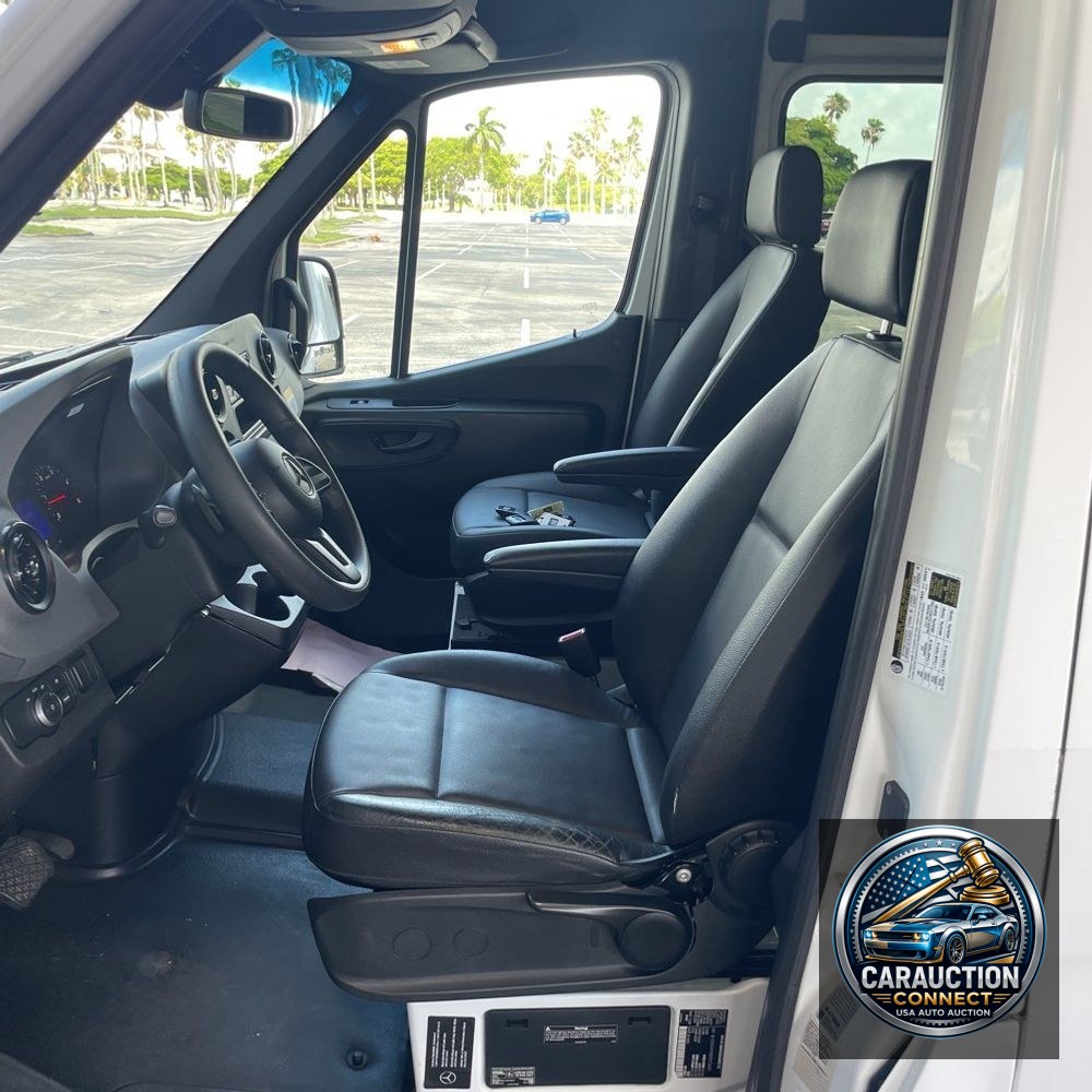 2021 Mercedes-Benz Sprinter 2500