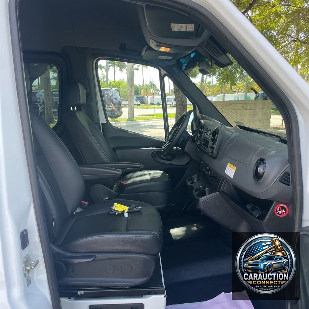 2021 Mercedes-Benz Sprinter 2500