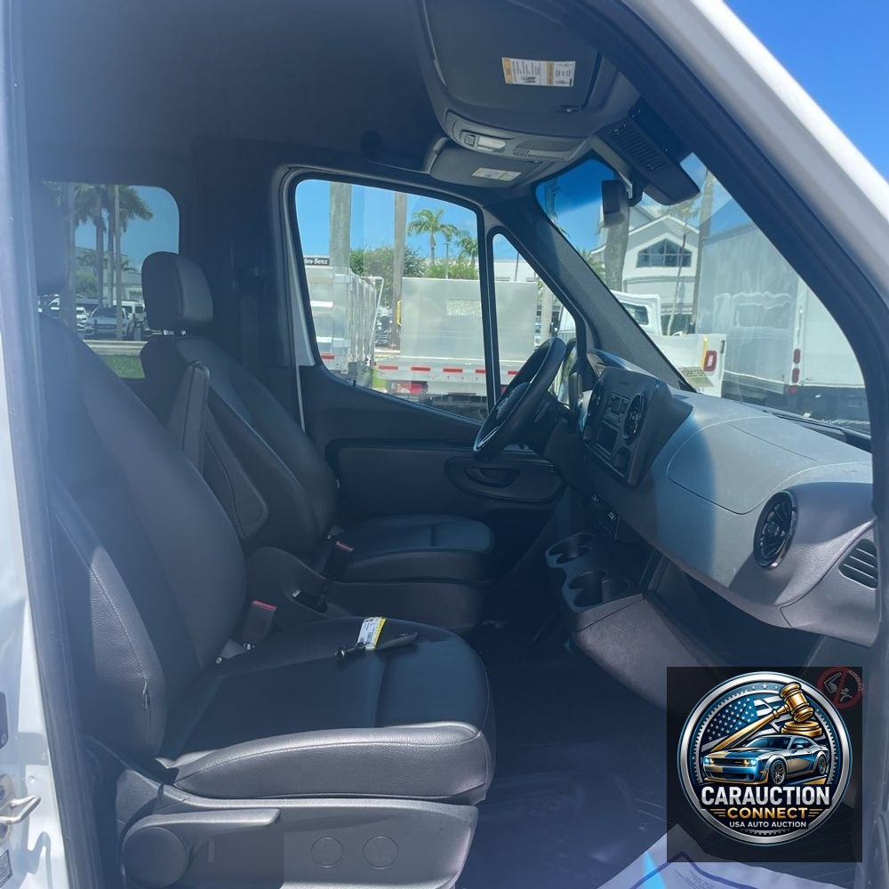 2021 Mercedes-Benz Sprinter 2500