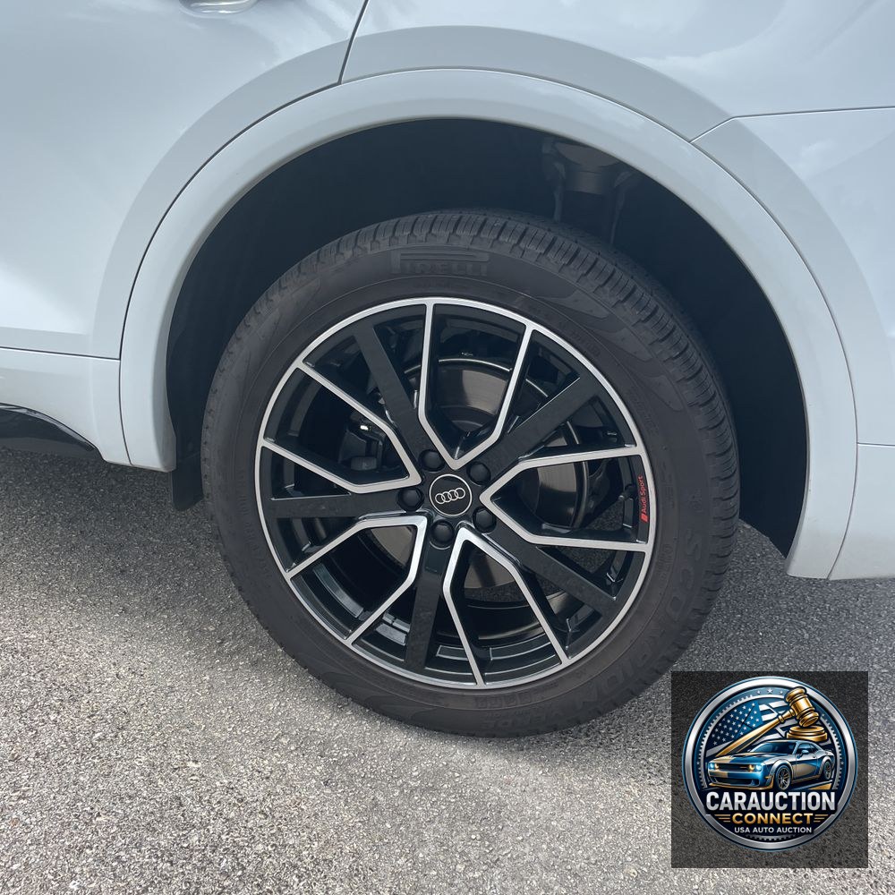 2024 Audi SQ5 Premium Plus