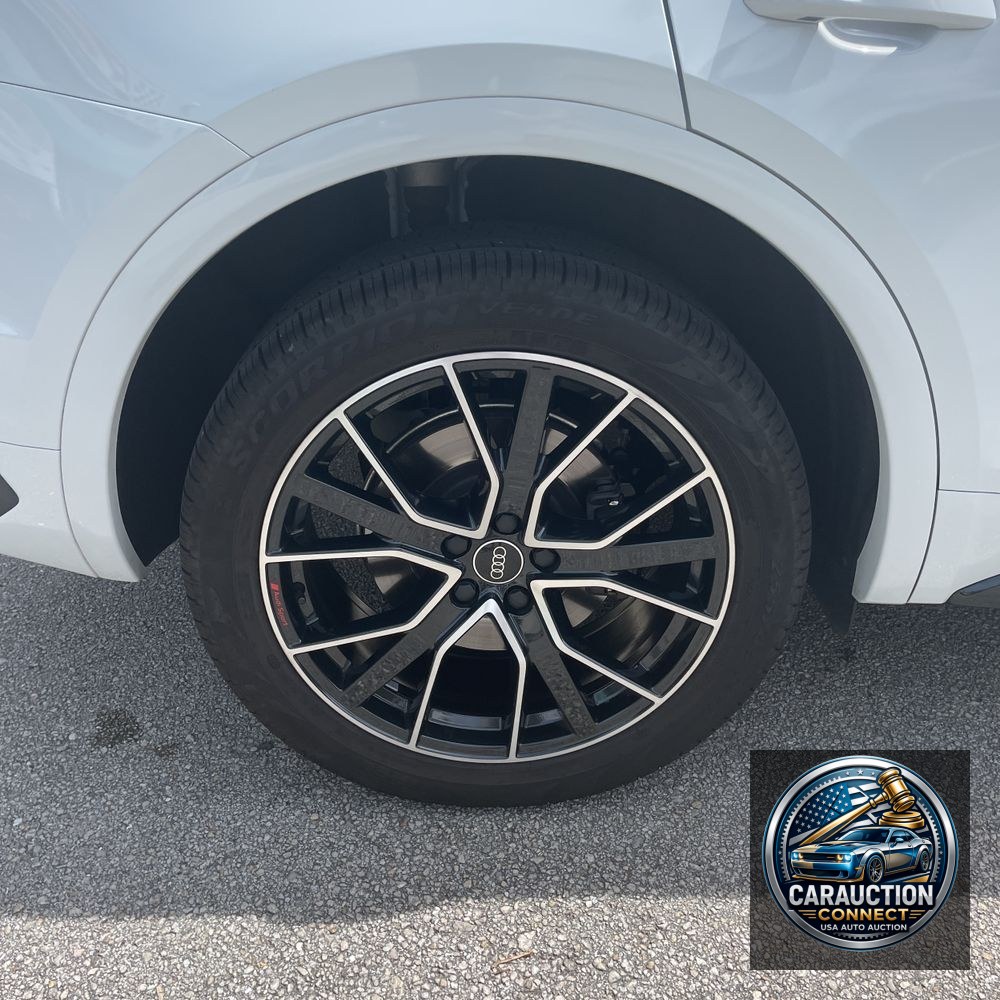 2024 Audi SQ5 Premium Plus