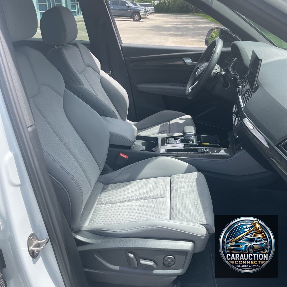 2024 Audi SQ5 Premium Plus