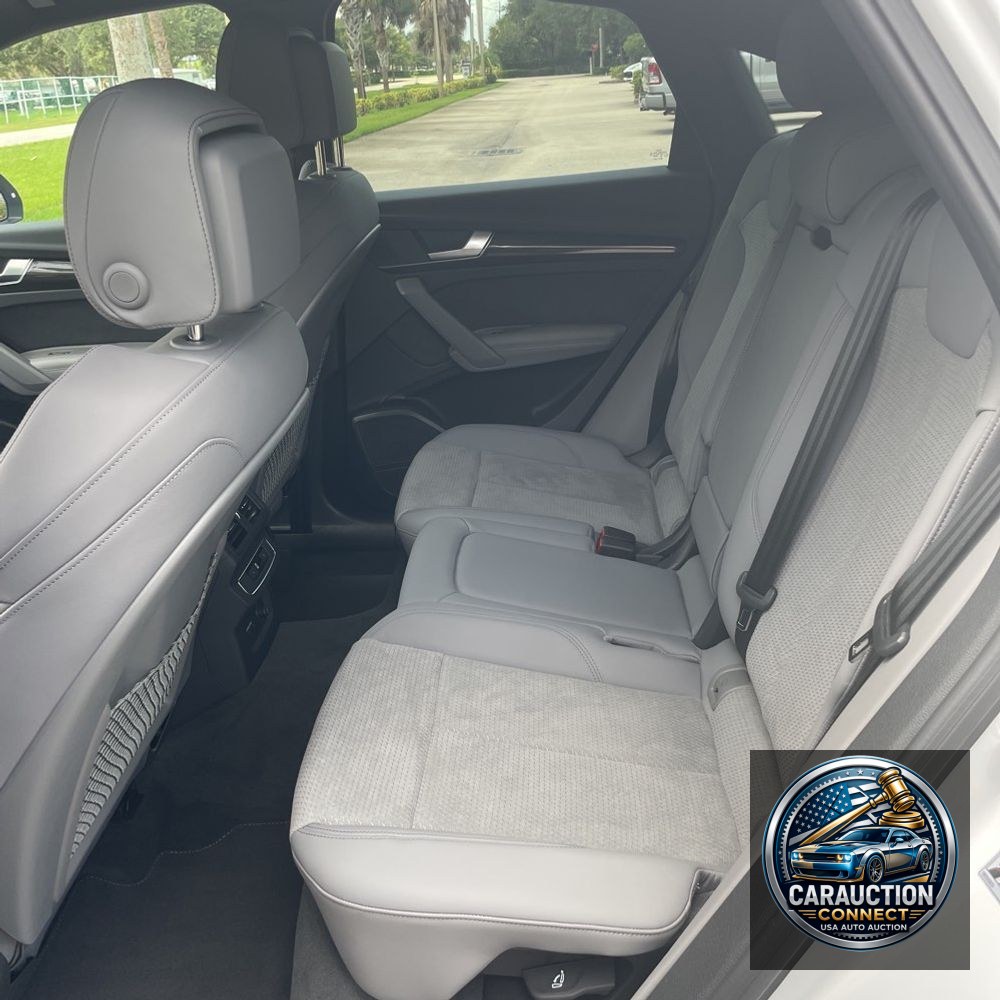 2024 Audi SQ5 Premium Plus