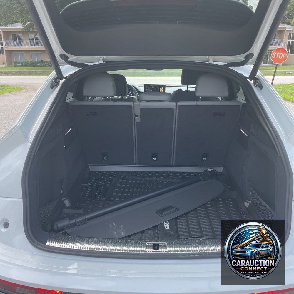 2024 Audi SQ5 Premium Plus