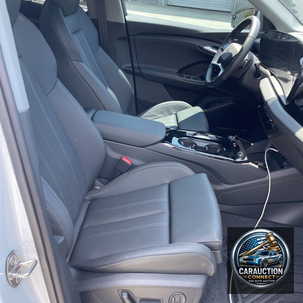 2025 Audi Q6 e-tron Premium Plus