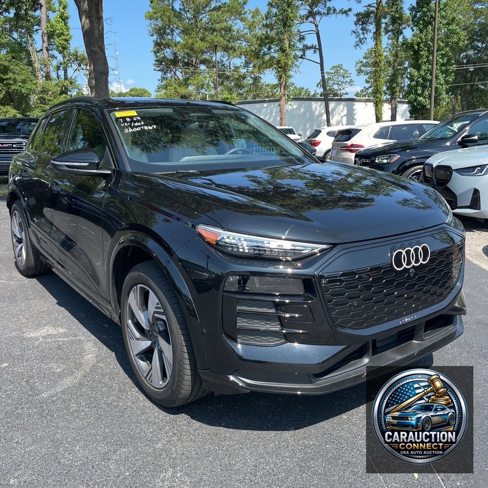2025 Audi Q6 e-tron Premium