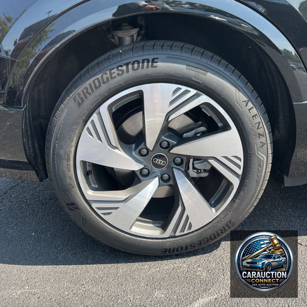 2025 Audi Q6 e-tron Premium