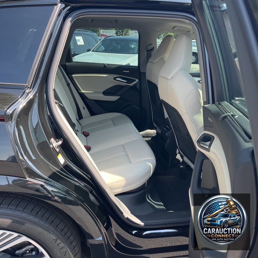 2025 Audi Q6 e-tron Premium