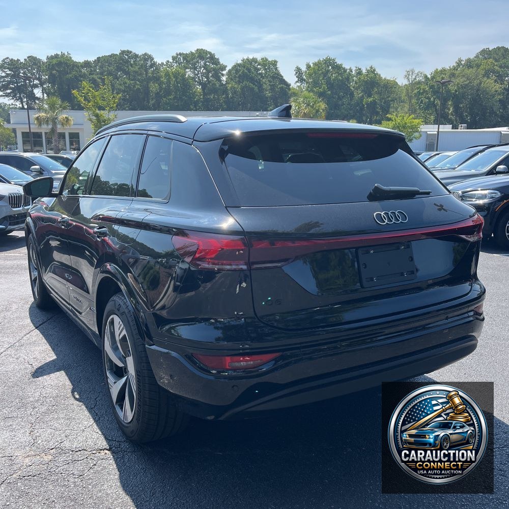 2025 Audi Q6 e-tron Premium