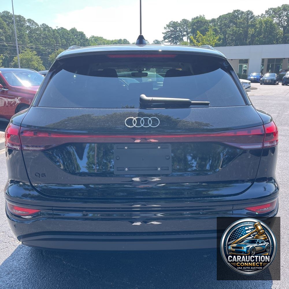 2025 Audi Q6 e-tron Premium