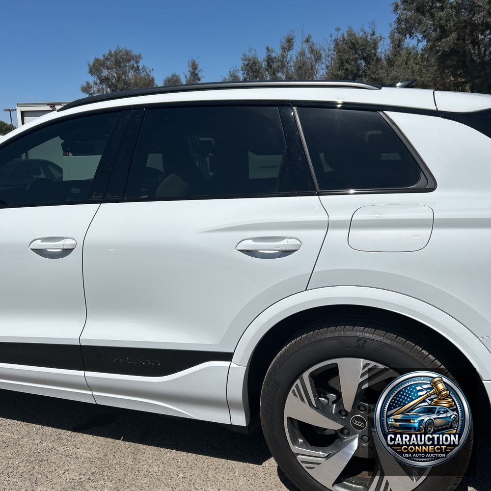 2025 Audi Q6 e-tron Premium