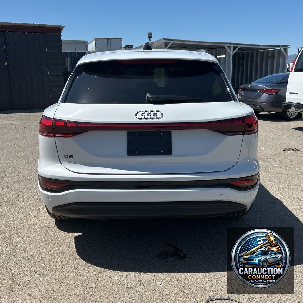 2025 Audi Q6 e-tron Premium