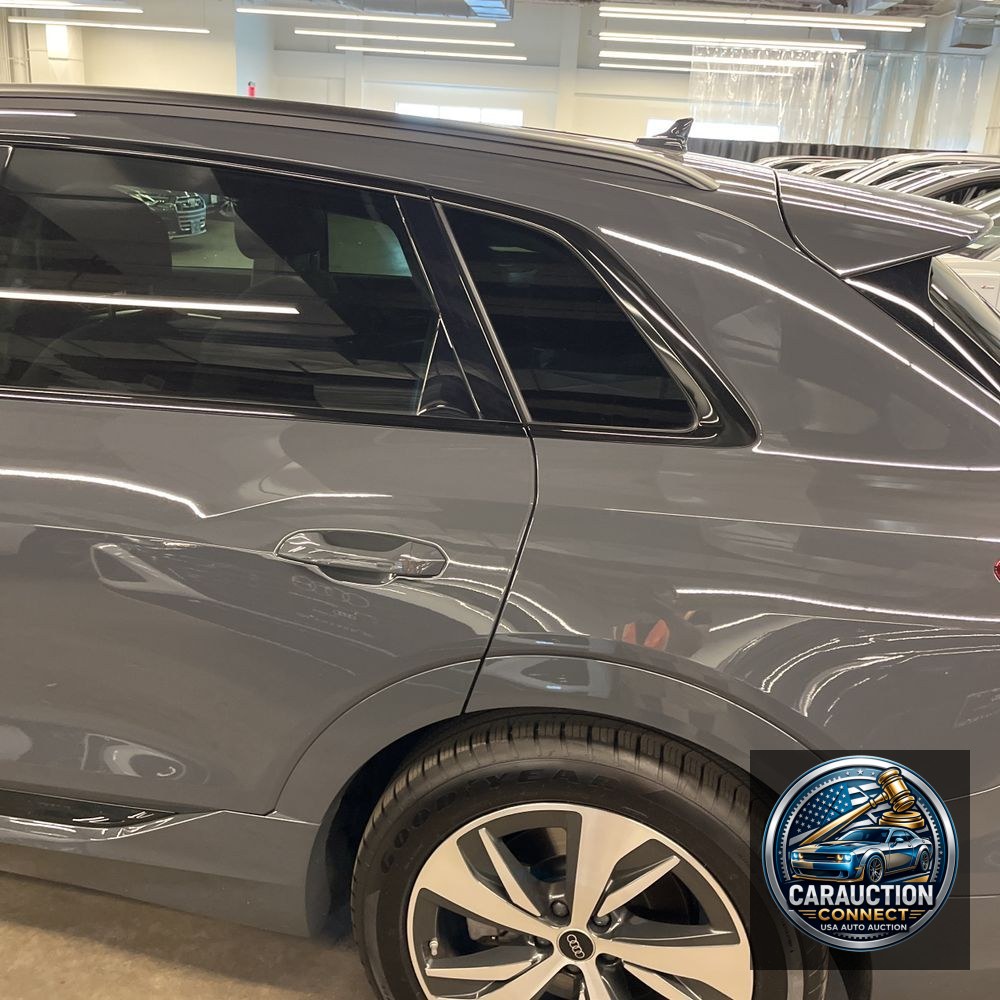 2024 Audi Q8 e-tron Premium