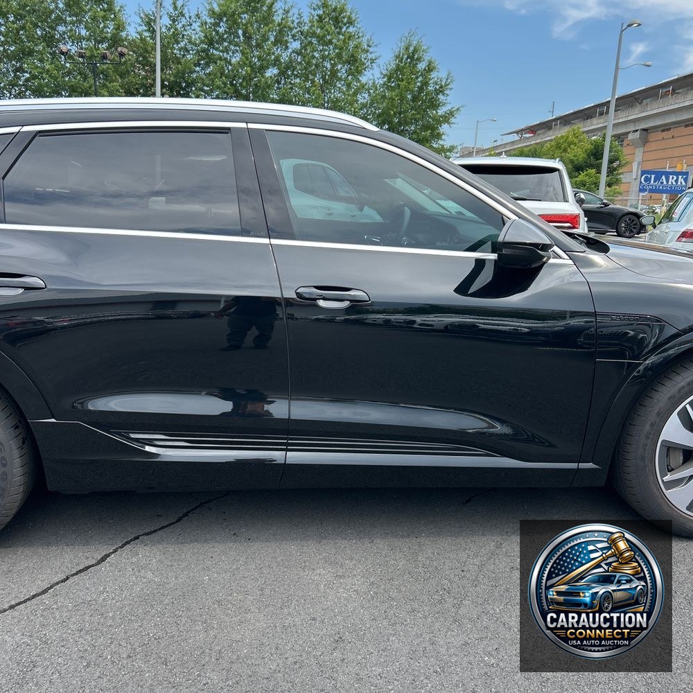 2024 Audi Q8 e-tron Premium Plus