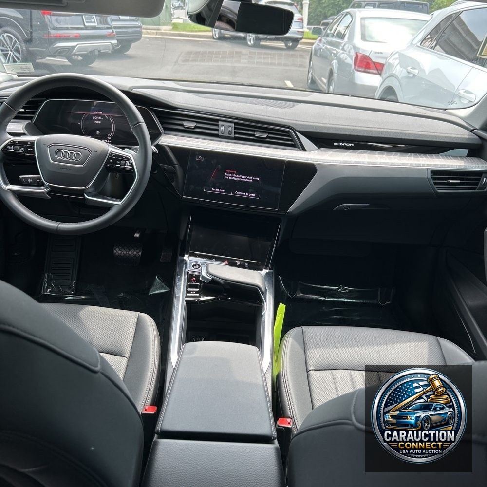 2024 Audi Q8 e-tron Premium Plus