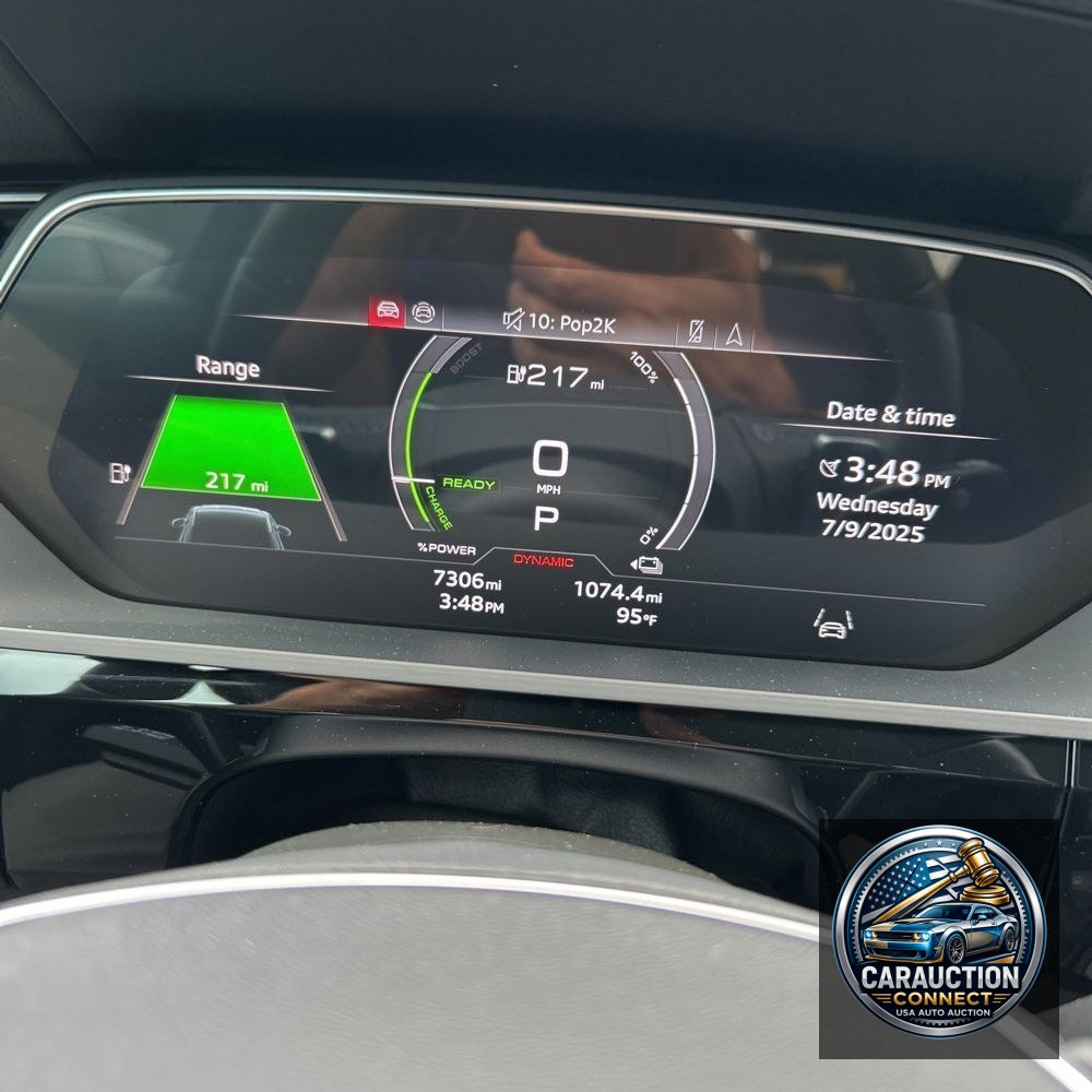 2024 Audi Q8 e-tron Premium Plus