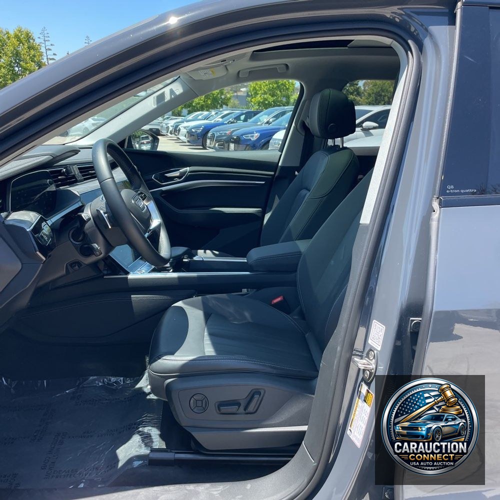 2024 Audi Q8 e-tron Premium Plus