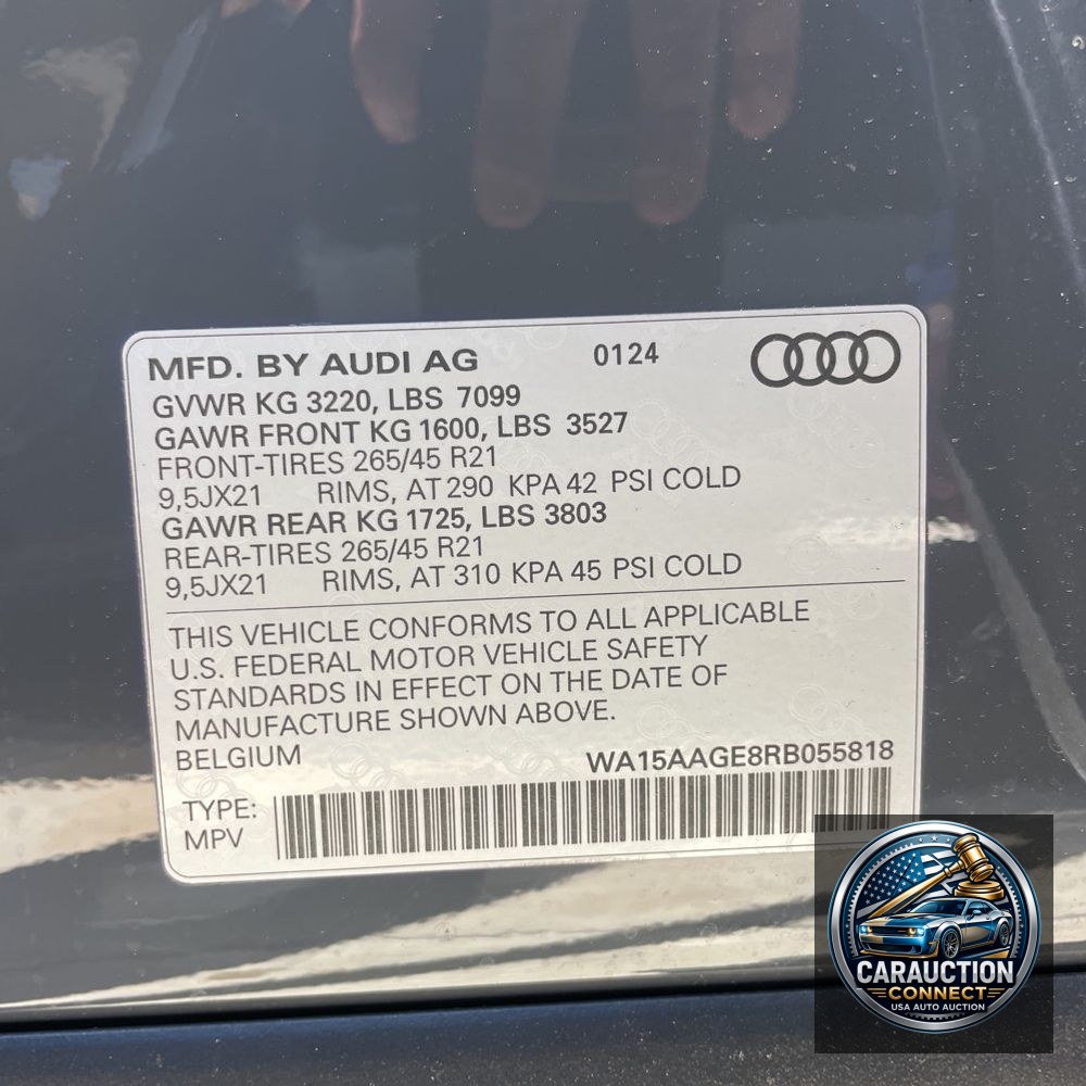 2024 Audi Q8 e-tron Premium Plus