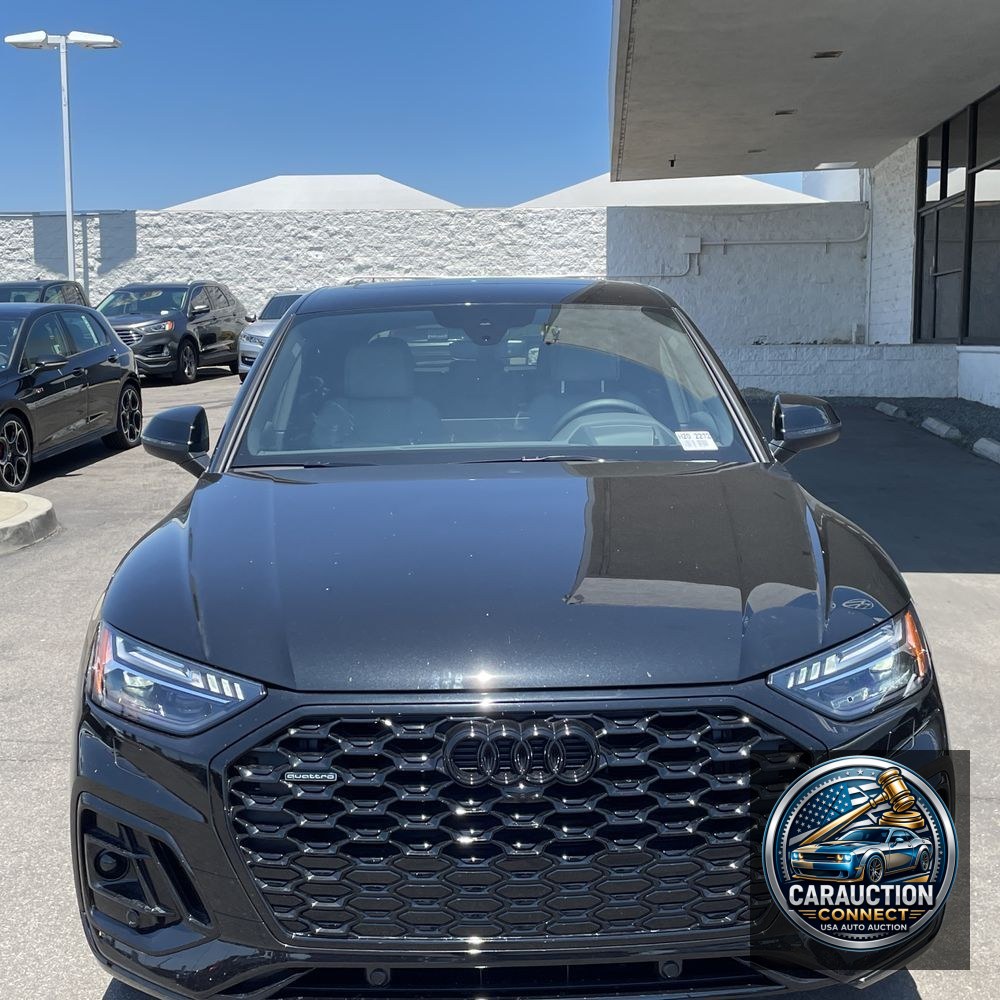 2025 Audi Q5 S-Line Pres 45