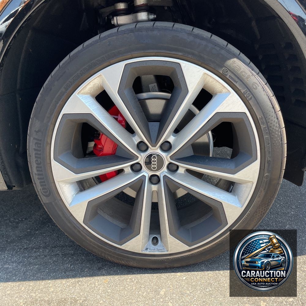 2025 Audi Q5 S-Line Pres 45